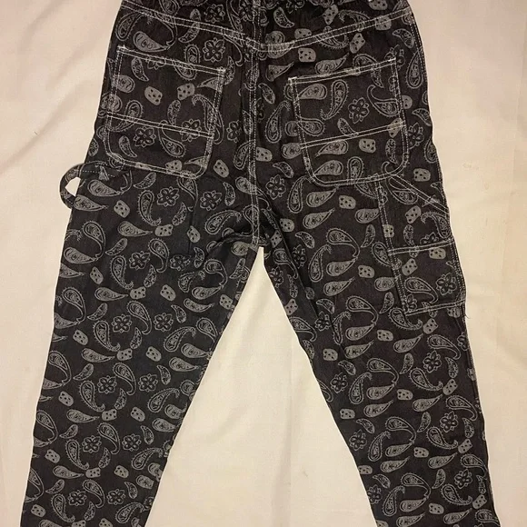 Men's Black Paisley Print Pants - Picture 2 of 3